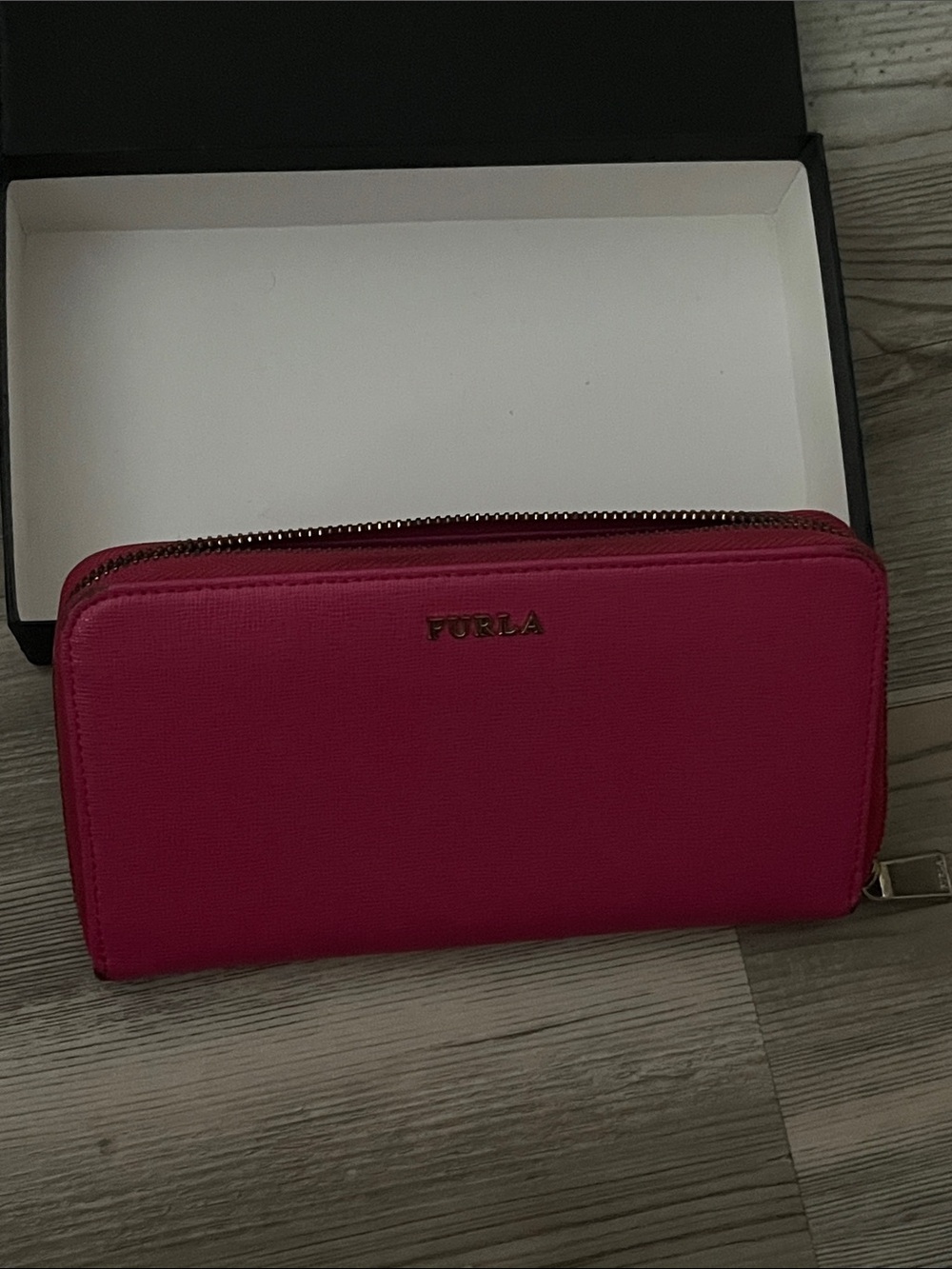 Furla Fuchsia Zip-Around Leather Wallet - Picture 3 of 11